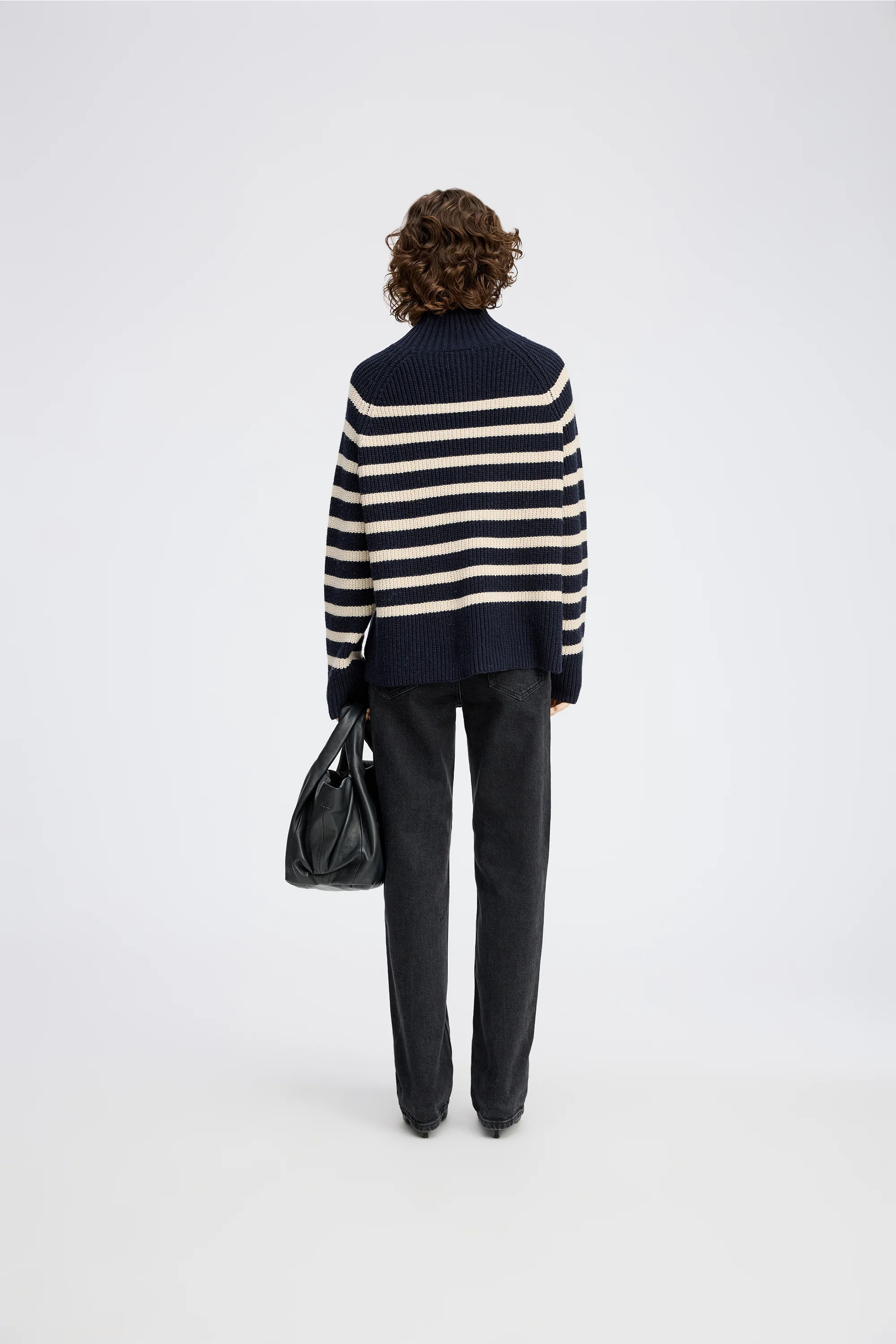 ARISSA - NAVY - Image 6