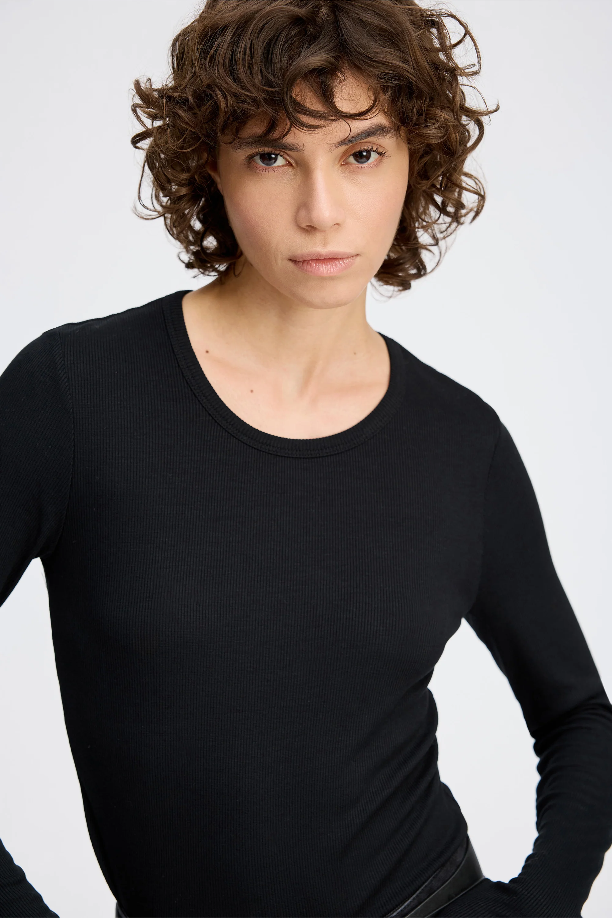 CUTEST - BLACK - Image 5