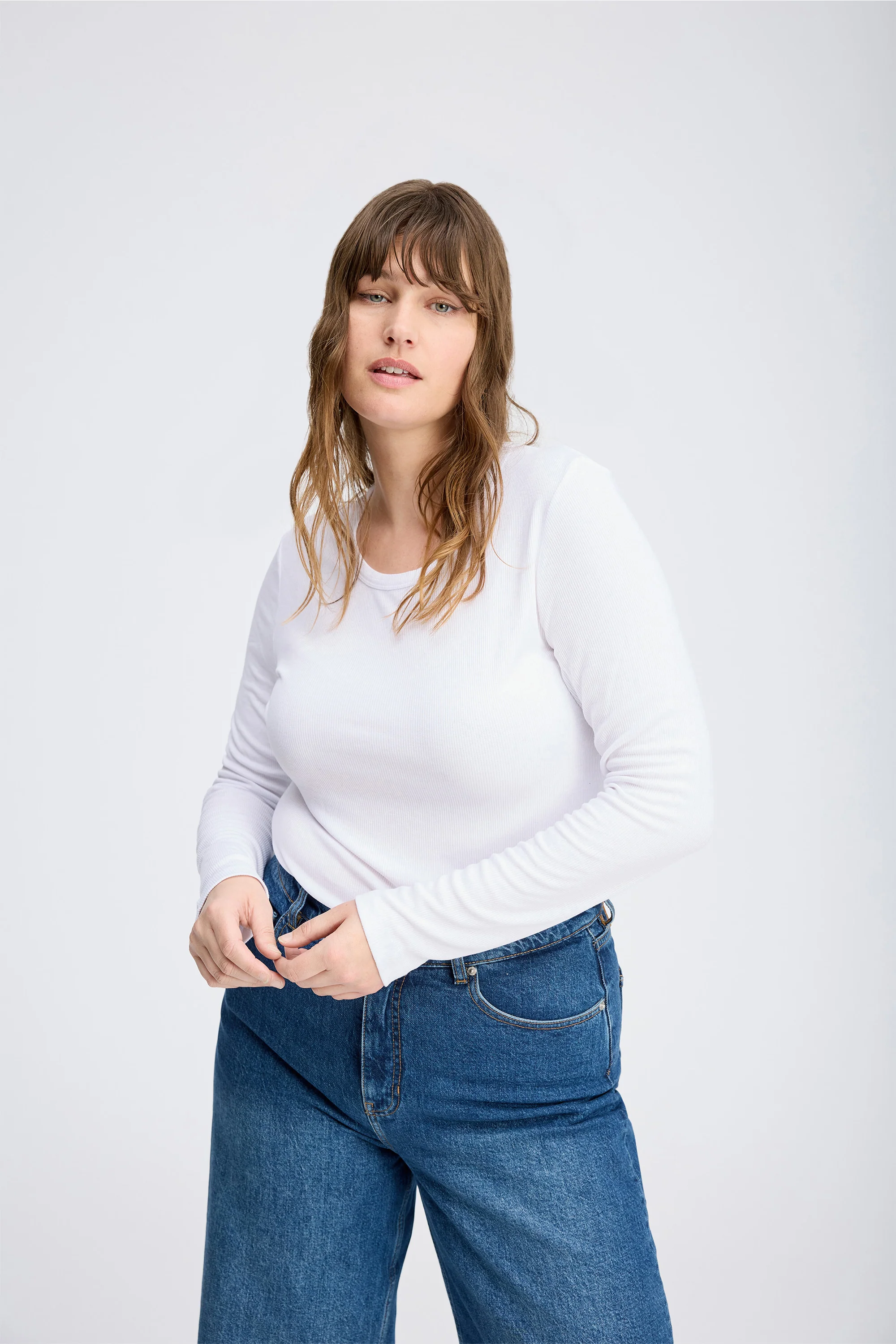 CUTEST - WHITE - Image 5