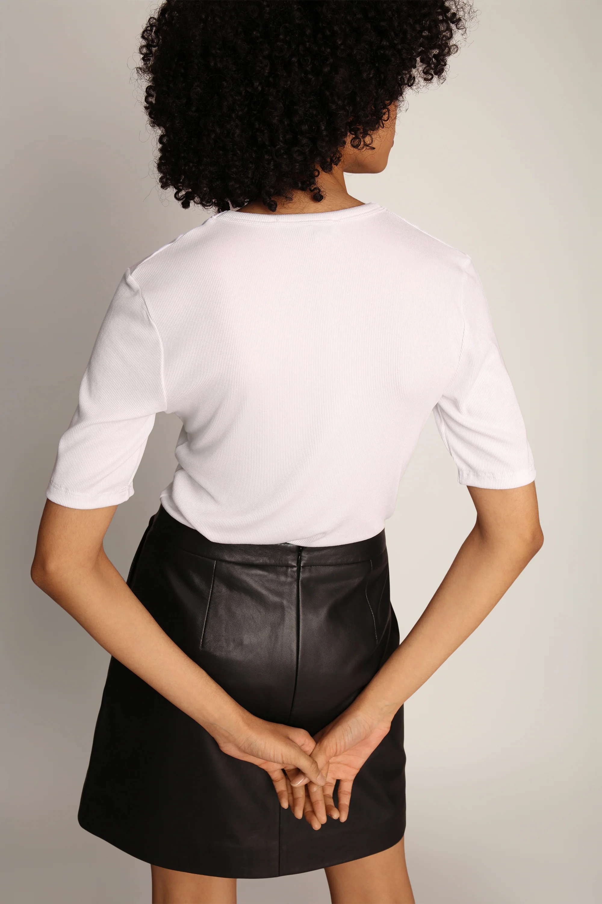 MUTULA - WHITE - Image 3