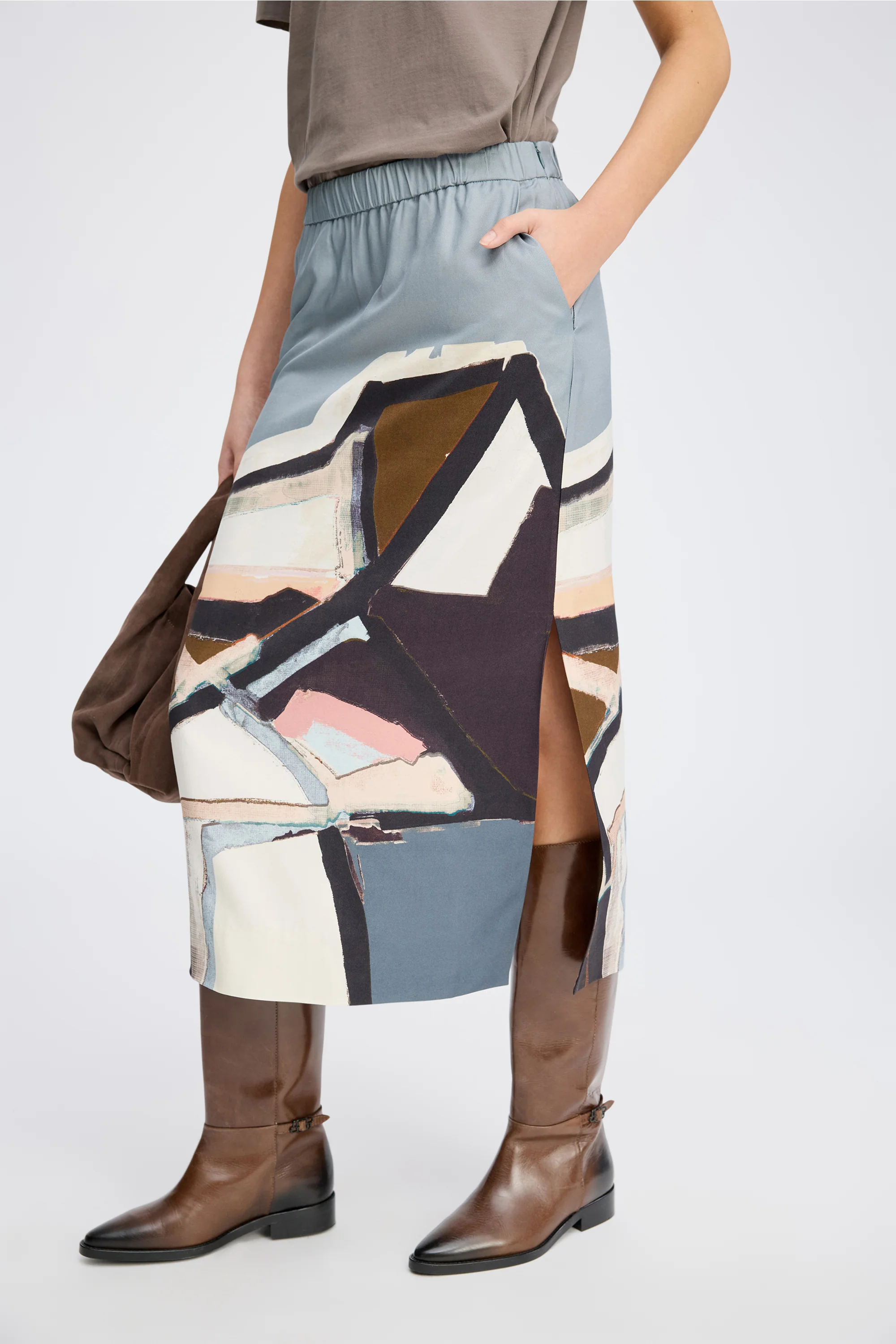 ROCKY - GREY - Image 4